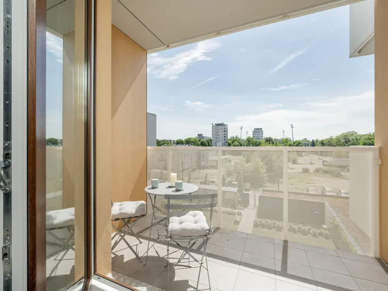 Przestronny Apartament dla 6 Osób | Parking i Balkon – zdjęcie 3