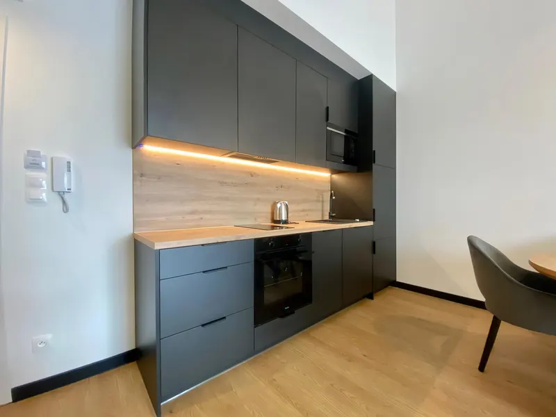 Moderne Wohnung | Nähe zum Strand, Fitnessstudio und Schwimmbad – Foto 2