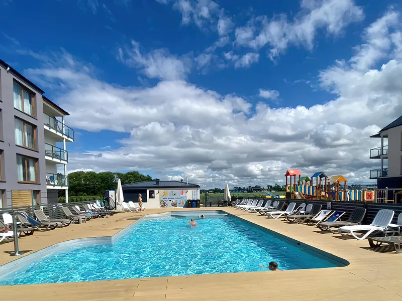 Moderne Wohnung | Nähe zum Strand, Fitnessstudio und Schwimmbad – Foto 3