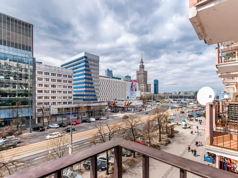 Stilvolle Wohnung im Zentrum | Balkon und Aussicht – Foto 3