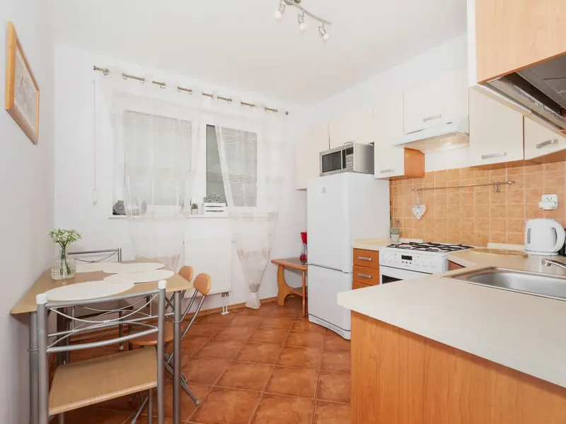 Komfortowe Studio w centrum Świnoujścia | Balkon i wanna – zdjęcie 4