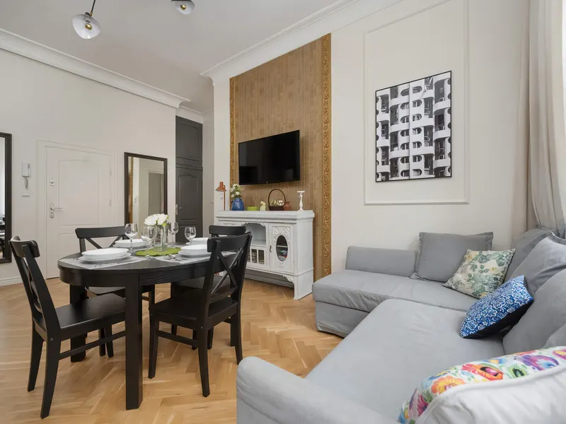 Przestronny Apartament | 2 Sypialnie, 500 m do Rynku – zdjęcie 5