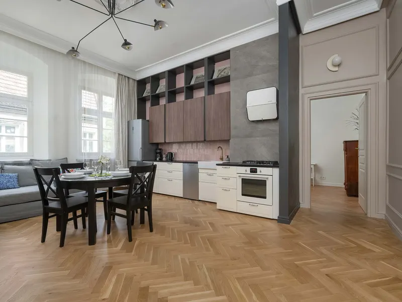 Przestronny Apartament | 2 Sypialnie, 500 m do Rynku – zdjęcie 3