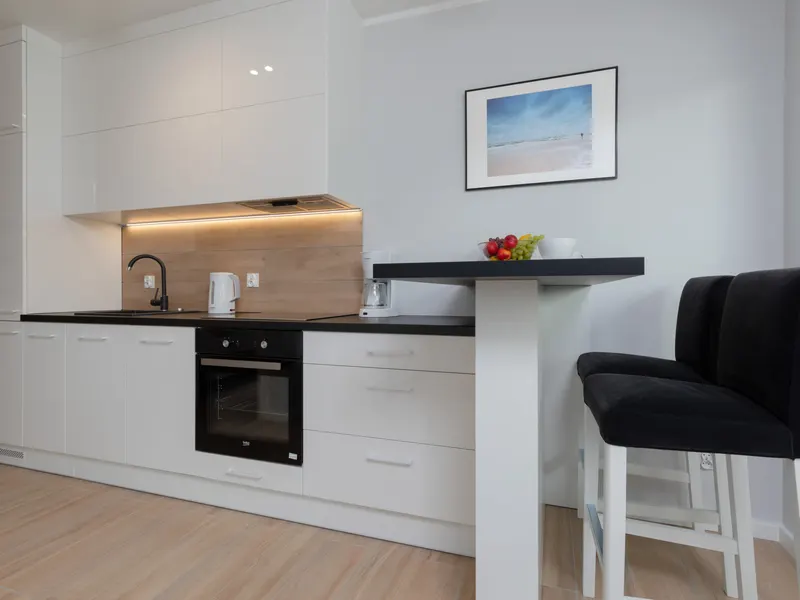 Nowoczesny Apartament z Balkonem | SPA, Fitness, Blisko Plaży – zdjęcie 2