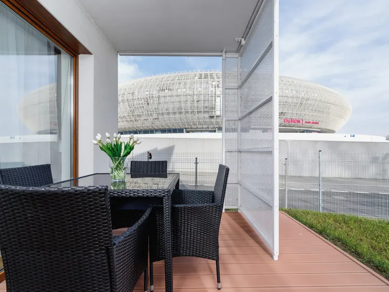 Modern Apartment | Terrace, Parking, Workspace – photo 4