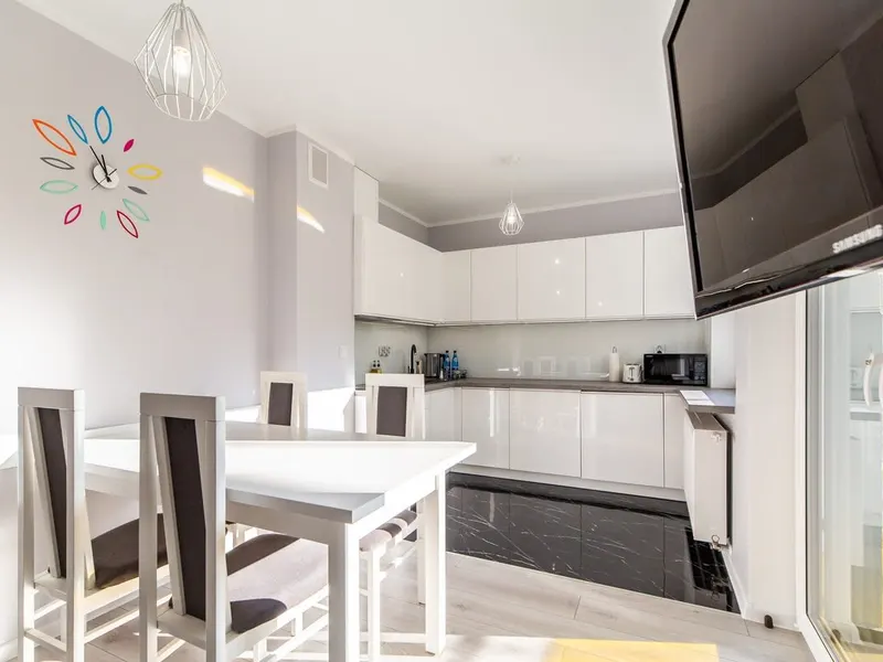 Komfortowy Apartament w Międzyzdrojach | Balkon, Blisko Plaży – zdjęcie 3