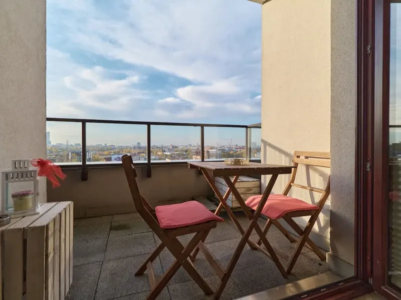 Jasny Apartament z Balkonem | Parking – zdjęcie 3