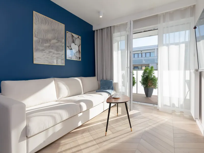 Stilvolle Wohnung mit Balkon | Parkplatz | 500 m zum Strand – Foto 1