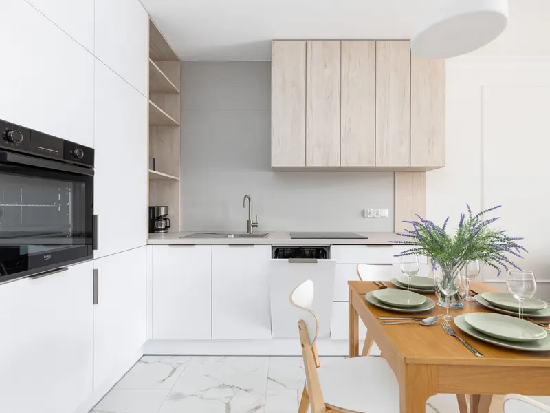 Stylowy Apartament z Balkonem | Prywatny Parking – zdjęcie 4