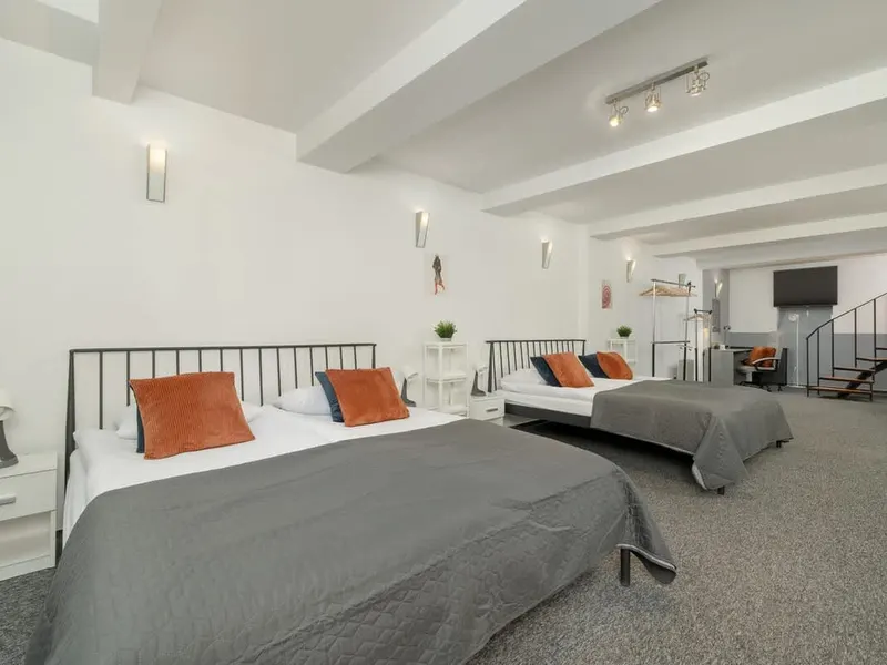Spacious Apartment with Terrace | Close to Wawel Castle, Place to Work – photo 4