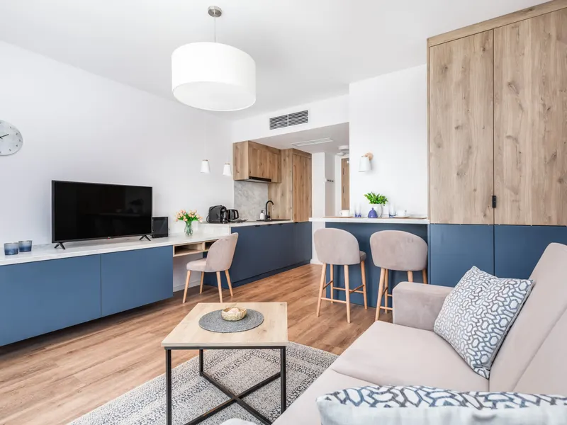 Przytulne Studio blisko plaży | Siłownia, Balkon, Parking – zdjęcie 4