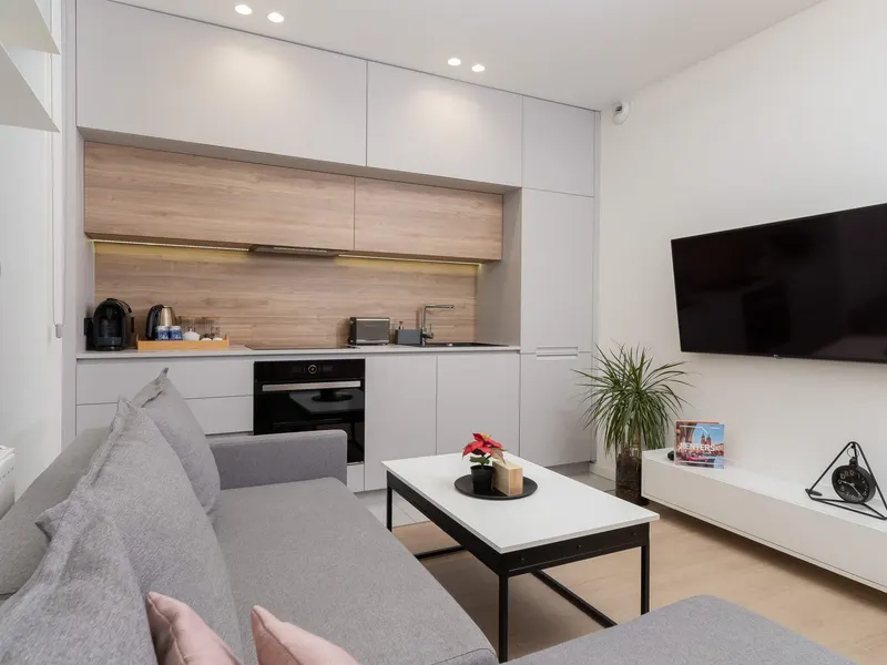 Stilvolle Wohnung mit Balkon | Parkplatz | Nähe Altstadt – Foto 4