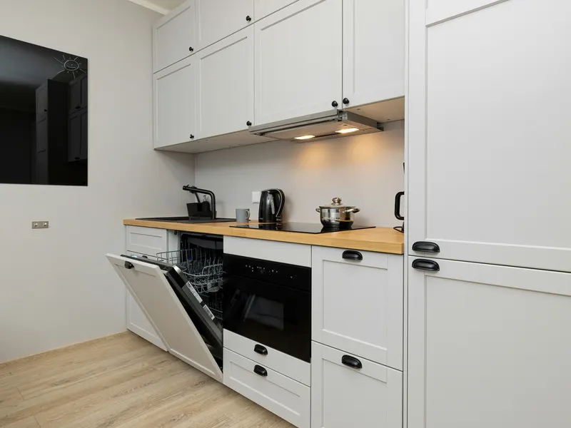 Stilvolles Studio mit Balkon | 100 m vom Strand und Parkplatz – Foto 4