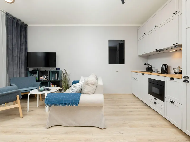 Stilvolles Studio mit Balkon | 100 m vom Strand und Parkplatz – Foto 2