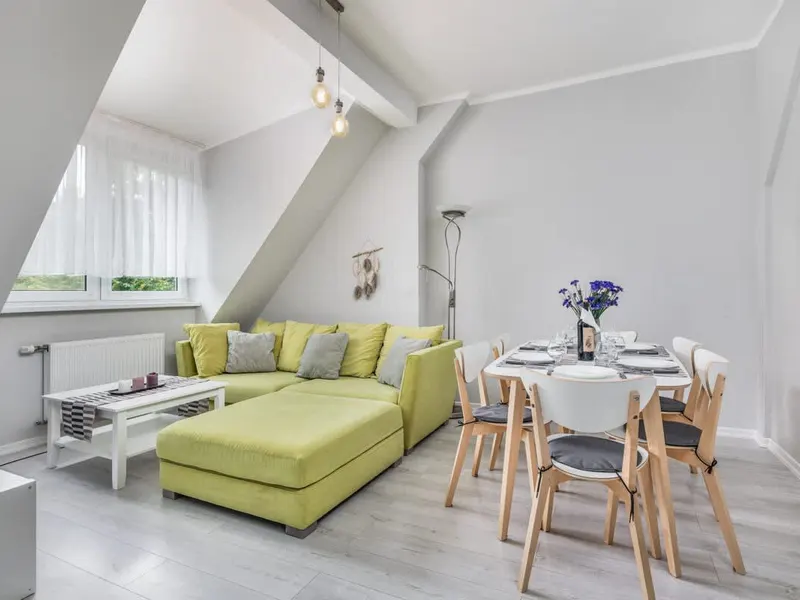 Przestronny Apartament | 3 Sypialnie | Blisko Plaży – zdjęcie 1