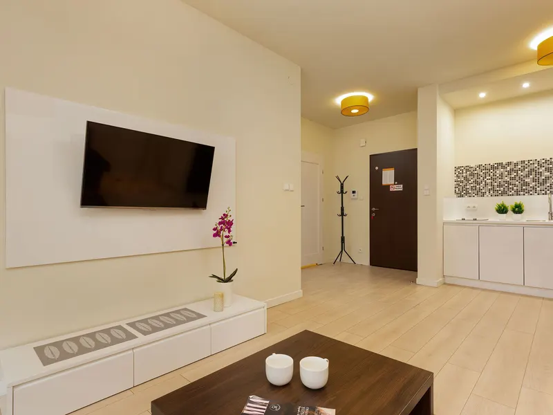 Jasny Apartament na Woli | Miejsce Parkingowe – zdjęcie 5