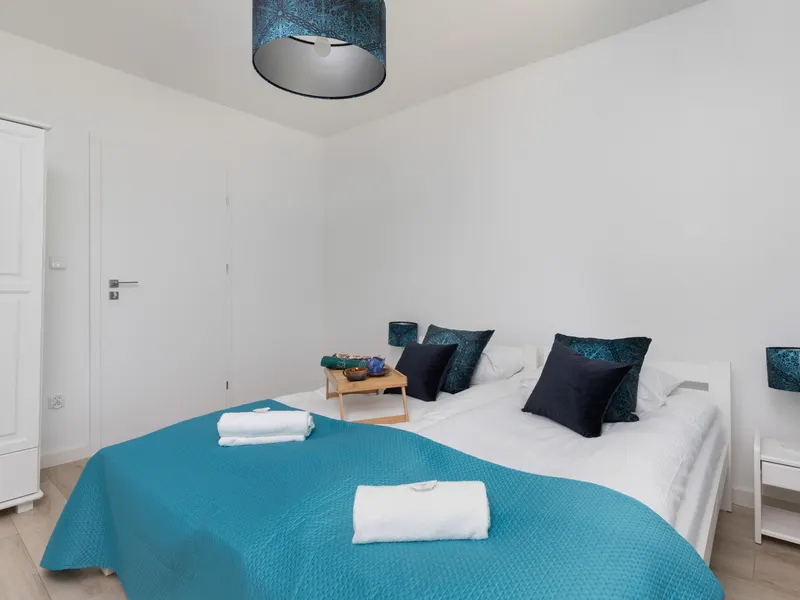 Spacious Apartment | 2 Balconies | Close to the Beach – photo 3