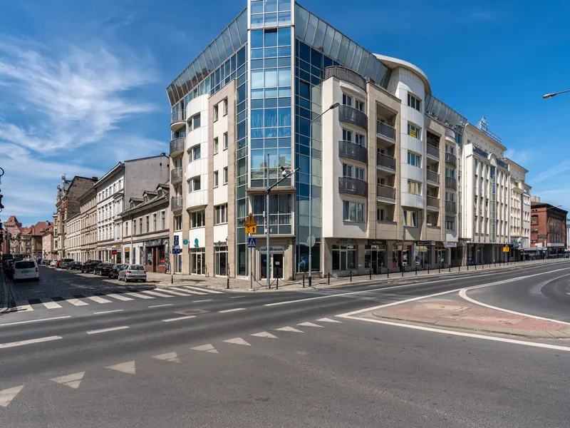 Elegancki Apartament w Centrum | Balkon i Parking – zdjęcie 5