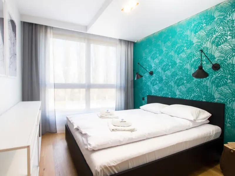 Modernes Apartment | Parkplatz, Balkon mit Aussicht – Foto 2