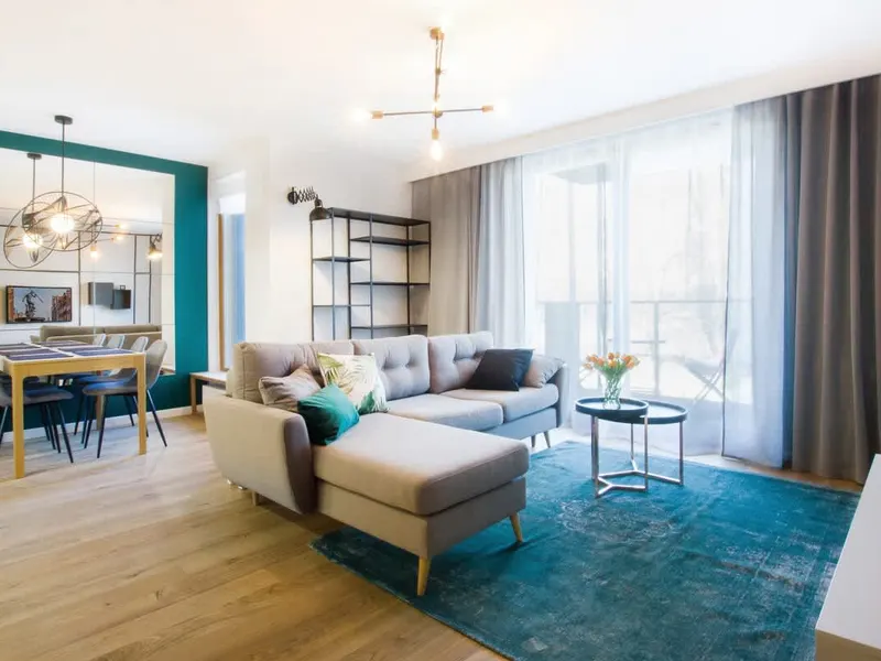 Modernes Apartment | Parkplatz, Balkon mit Aussicht – Foto 1
