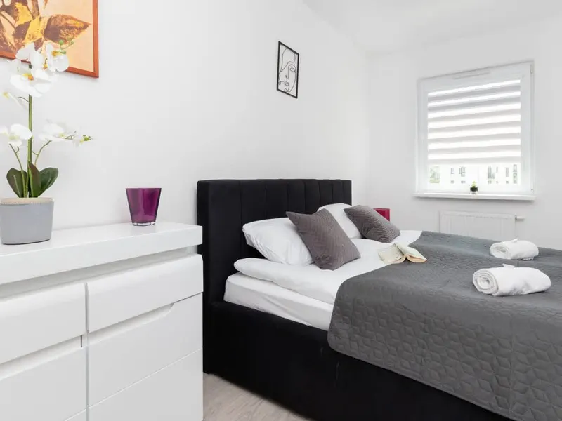 Bright Apartment | Two Parking Spaces, Balcony – photo 1