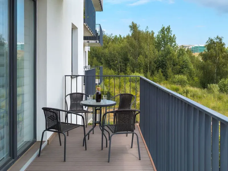Bright Apartment | Two Parking Spaces, Balcony – photo 4