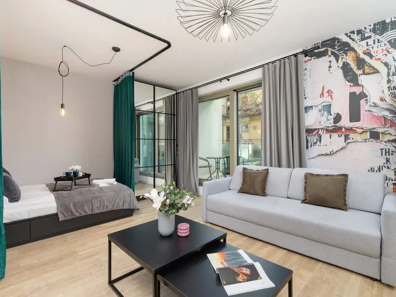 Stilvolles Studio | Balkon und Nähe zur Altstadt – Foto 1