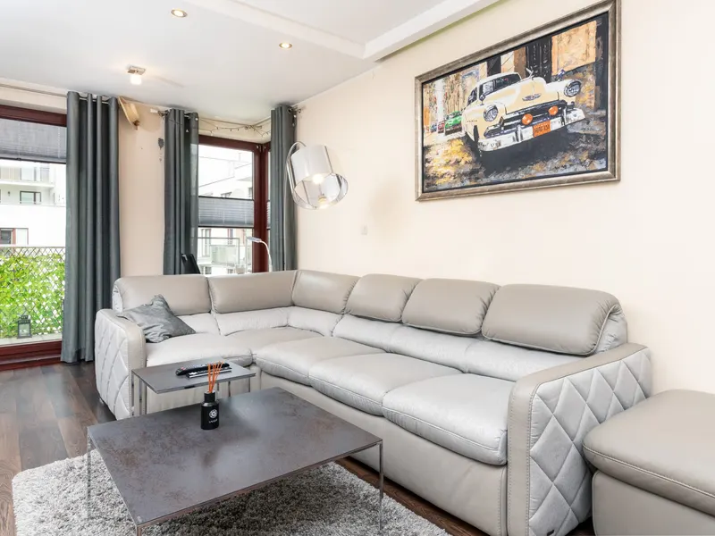 Elegancki Apartament | Balkon i Miejsce do Pracy – zdjęcie 2