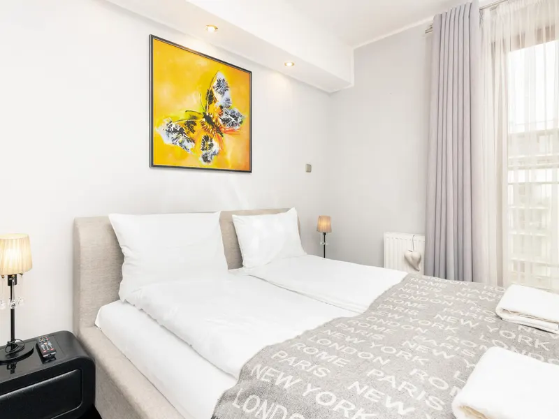 Elegancki Apartament | Balkon i Miejsce do Pracy – zdjęcie 1