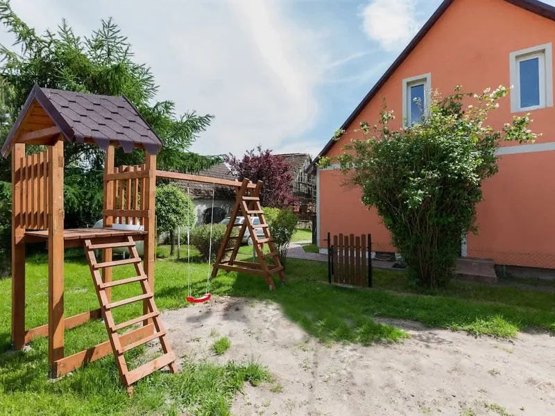Geräumiges Haus mit Garten | Parkplatz | Für 14 Personen – Foto 3