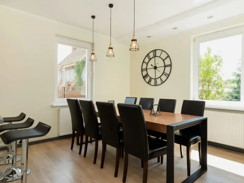 Geräumiges Haus mit Garten | Parkplatz | Für 14 Personen – Foto 4