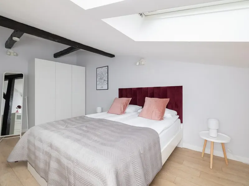 Przestronny Apartament | Dwie Sypialnie | Miejsce do Pracy – zdjęcie 2