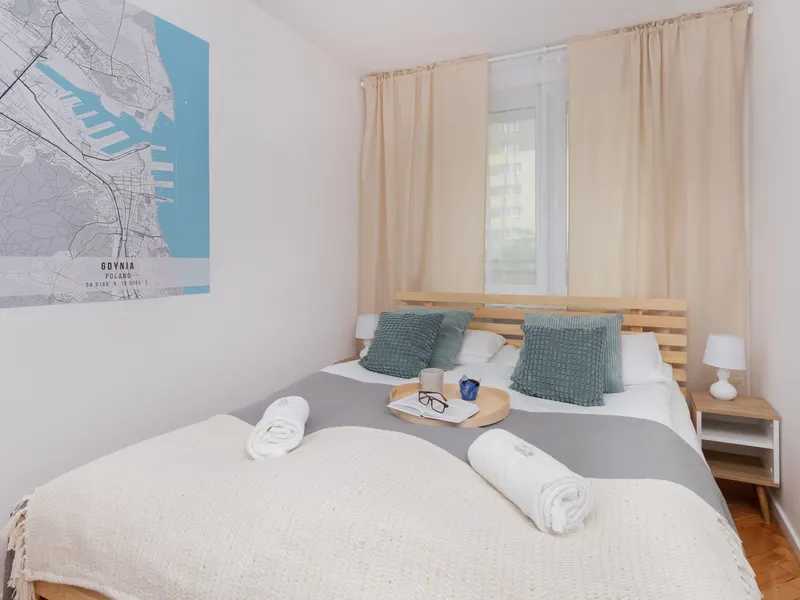 Geräumiges Apartment | Arbeitsbereich und Balkon – Foto 2