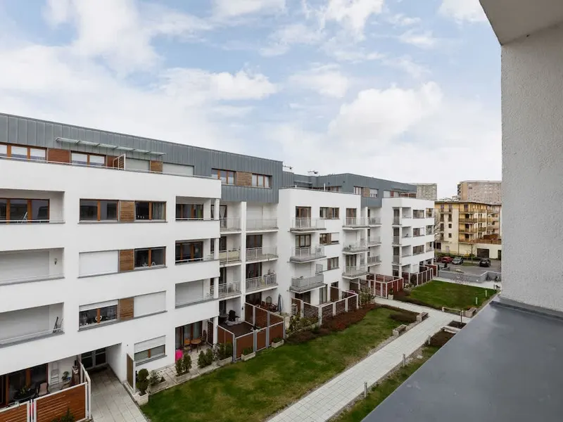 Przytulny Apartament z Wanną | Balkon i Osobna Sypialnia – zdjęcie 5