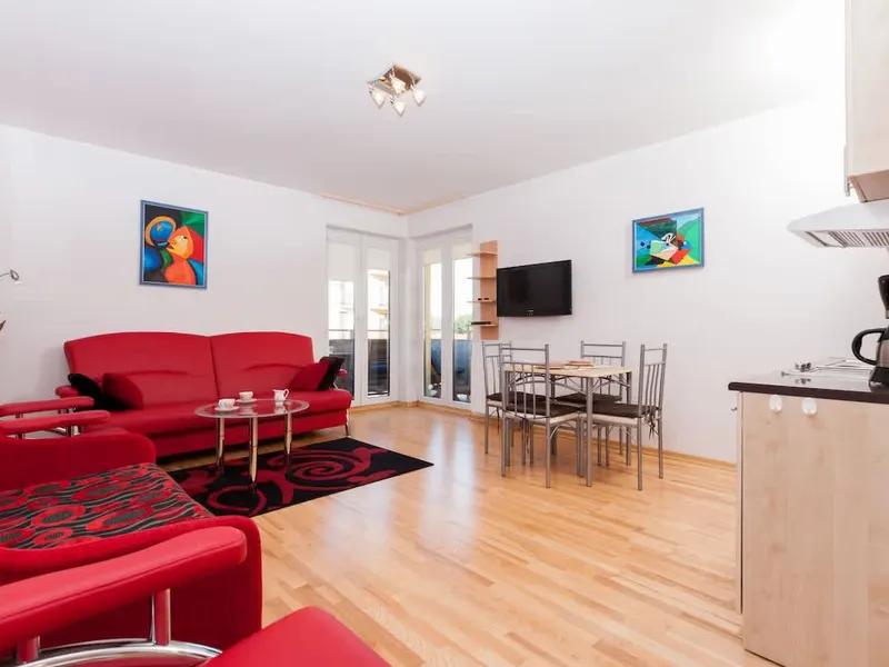Helles Studio im Zentrum | Balkon | 5 Minuten zum Bahnhof – Foto 1