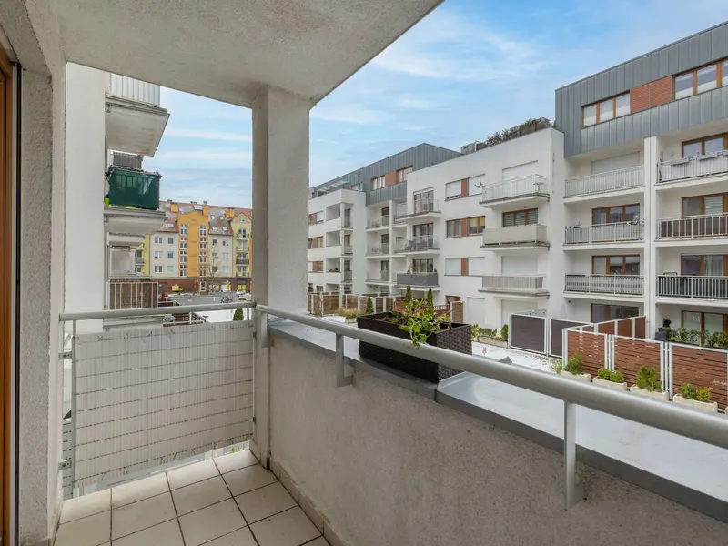 Przytulny Apartament z Balkonem | 220 m do Kolei – zdjęcie 4