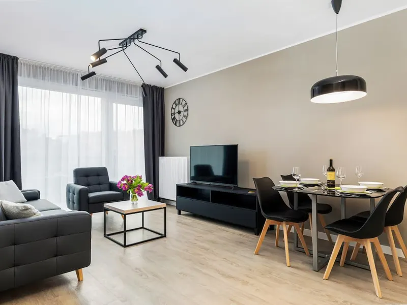 Modernes Appartement im Stadtzentrum | Balkon | Parkplatz – Foto 4