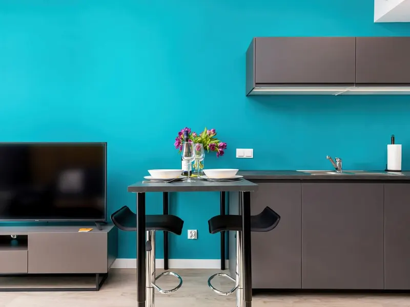 Stilvolles Appartement im Stadtzentrum | Balkon und Parkplatz – Foto 5