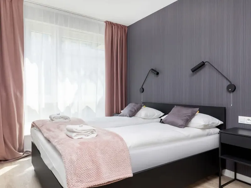 Przestronny Apartament w Centrum | Balkon i Parking – zdjęcie 4