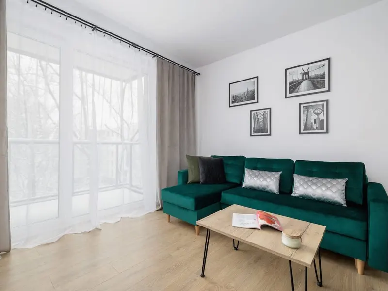 Wohnung mit Balkon und Parkplatz | neben dem Schlesischen Park – Foto 1