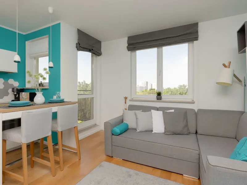 Bright Apartment | Close to Metro, Place to Work – photo 1