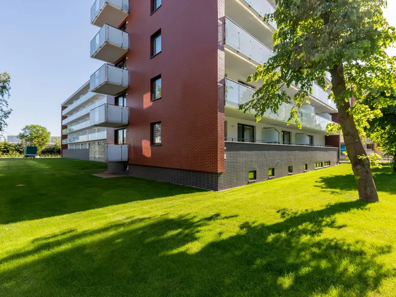 Komfortowy Apartament z Balkonem | 650 m do Plaży – zdjęcie 5