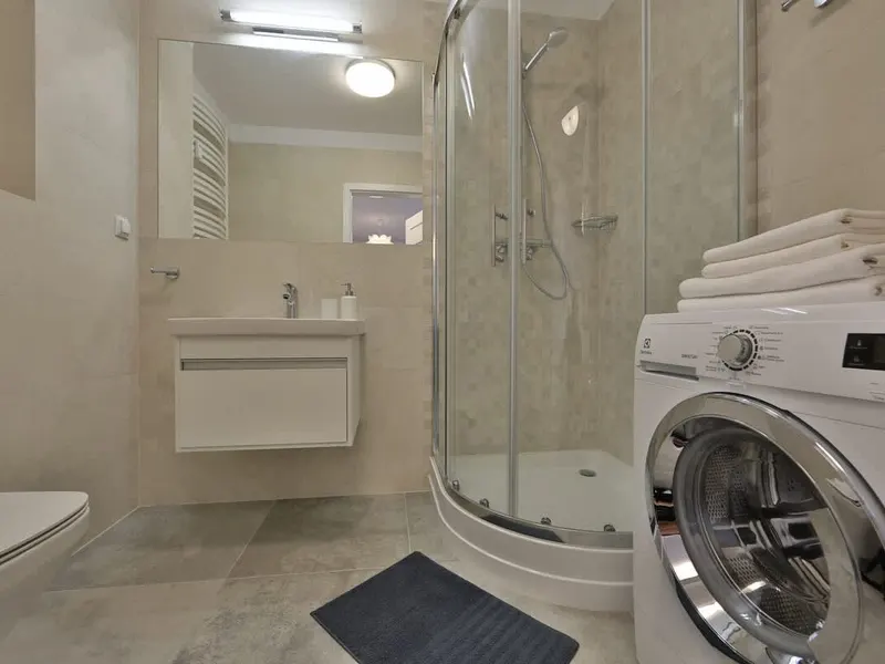 Przytulny Apartament 400 m od Plaży | Balkon, Siłownia – zdjęcie 4