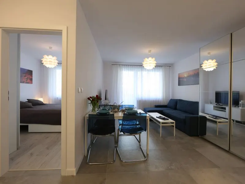 Przytulny Apartament 400 m od Plaży | Balkon, Siłownia – zdjęcie 1