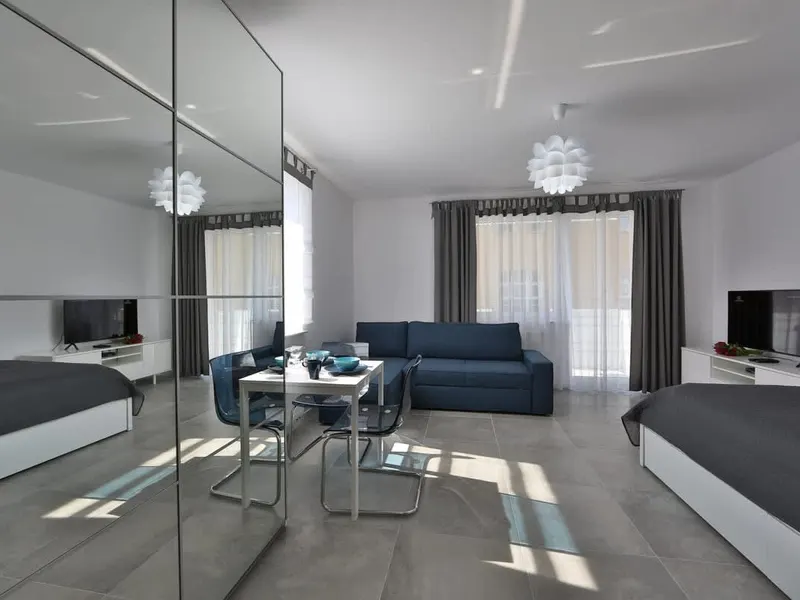 Przytulne Studio | 400 m do Plaży, Siłownia, Balkon – zdjęcie 1