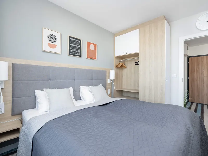 Moderne Wohnung | Parkplatz | Balkon | Strandnähe – Foto 1