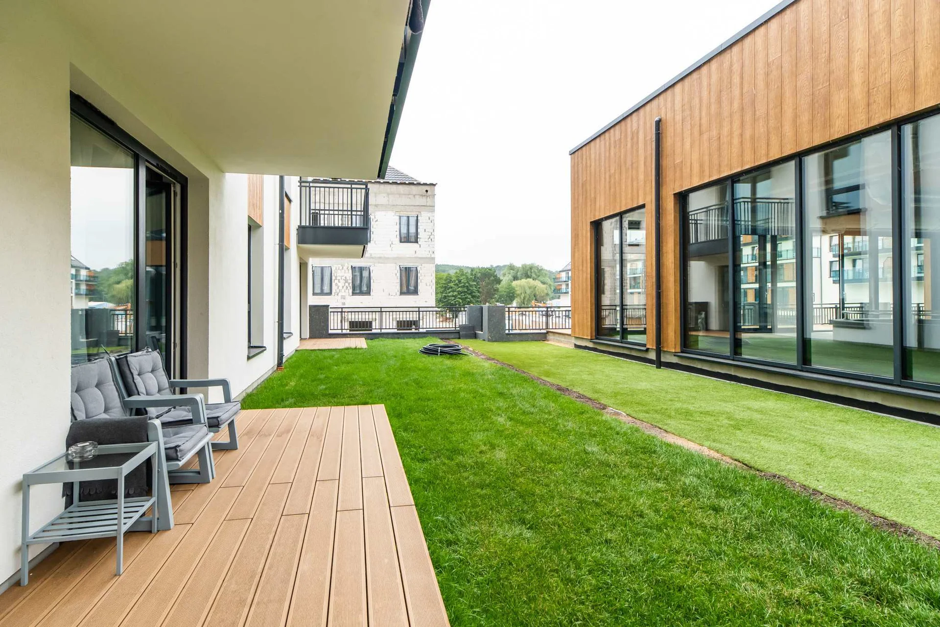 Furnished terrace.