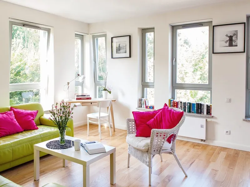 Buntes Apartment | Balkon, Arbeitsraum, Strandnähe – Foto 1