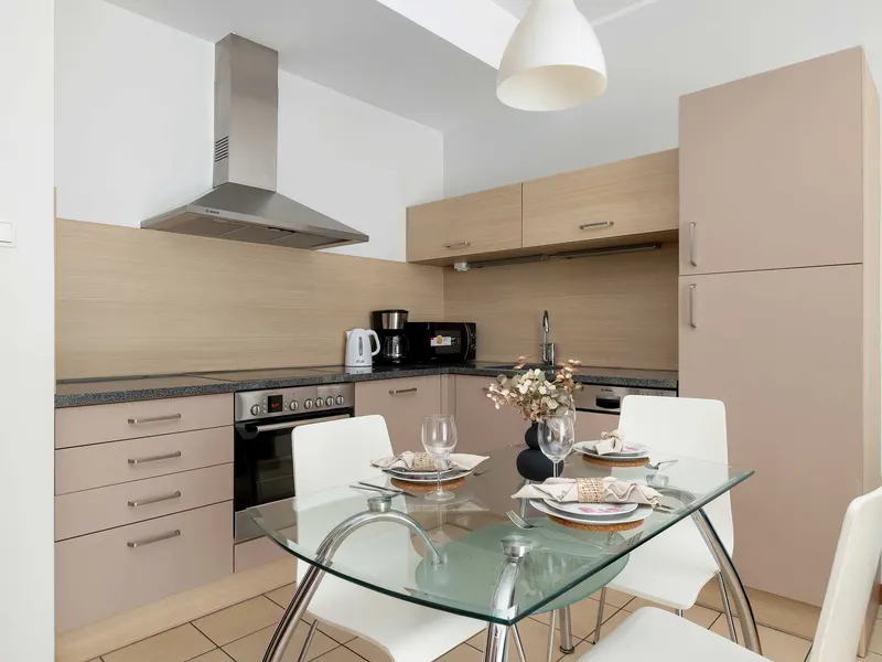 Przestronny Apartament z Tarasem | Parking i 150 m do Plaży – zdjęcie 3