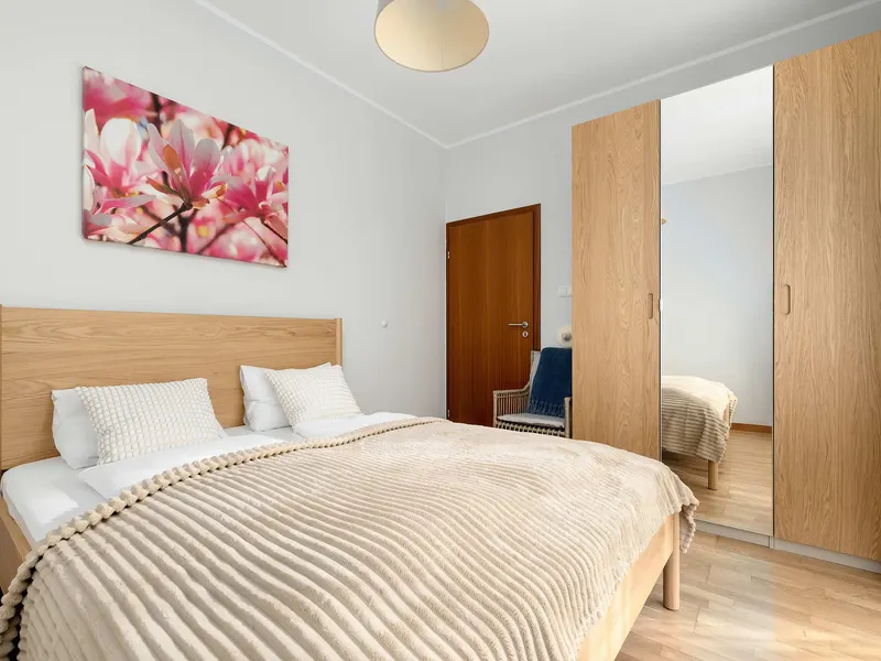 Przestronny Apartament z Tarasem | Parking i 150 m do Plaży – zdjęcie 2